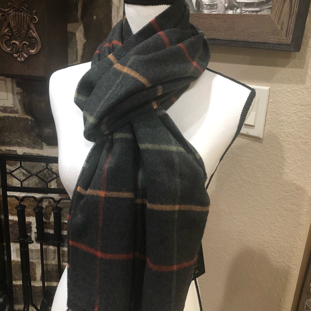 FRAAS Unisex Plaid Scarf NEW